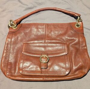 Leather Shoulder Bag in Brown